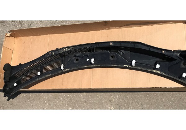 Накладка під лобове скло, жабо Renault Scenic II, 8200136789